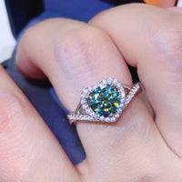 Load image into Gallery viewer, Moissanite Heart Ring 1 Carat | 925 Sterling Silver
