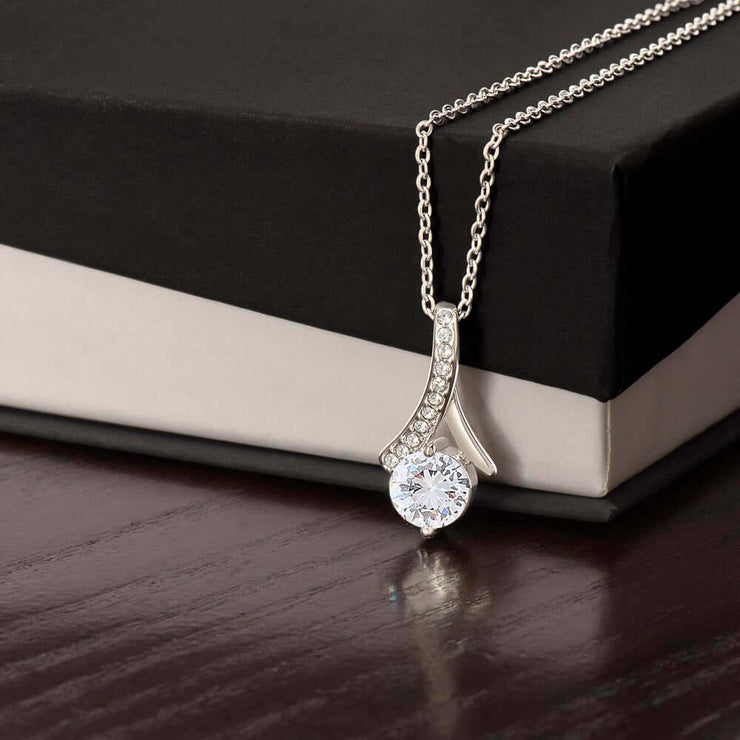 Alluring Beauty Necklace - Elegant Gift for Her | Stunning Jewelry