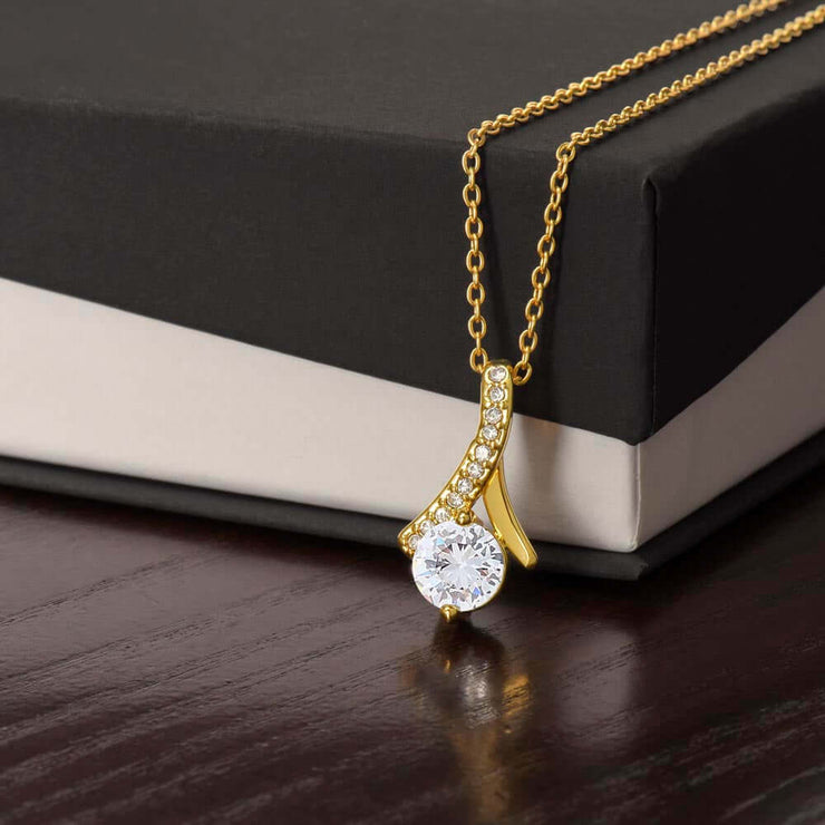 Alluring Beauty Necklace - Elegant Gift for Her | Stunning Jewelry